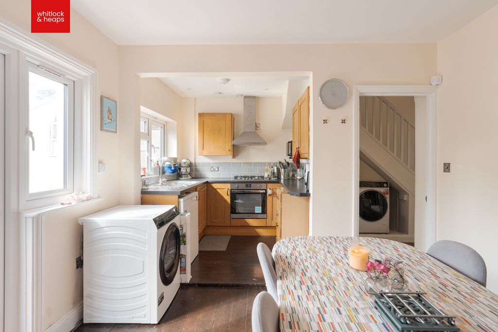 Property photo 3 of 14