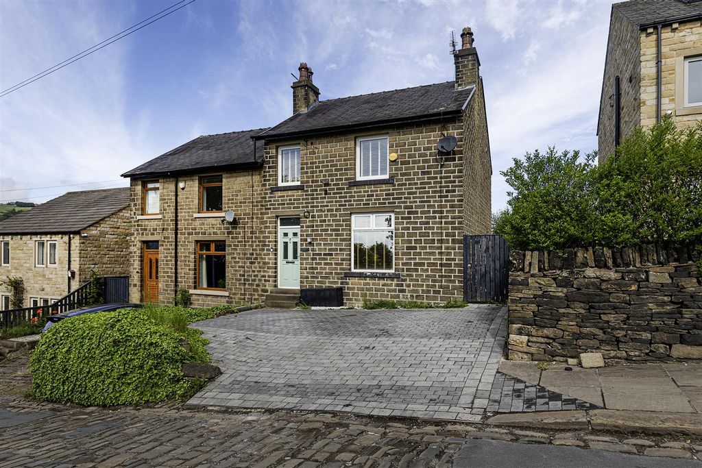 Property photo 1 of 38