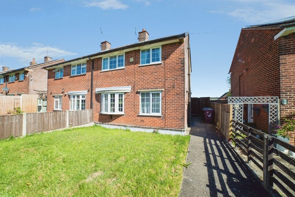 Property photo 1 of 17