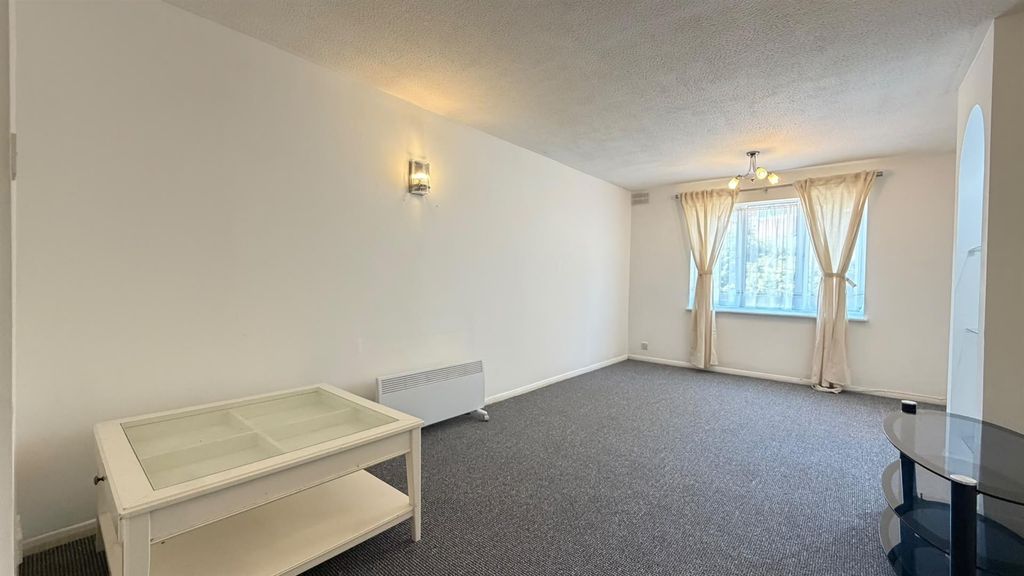 Property photo 3 of 11 Snyc1408.Jpg