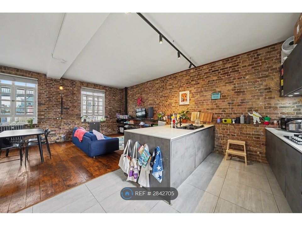 Property photo 3 of 13 Kitchen And Reception