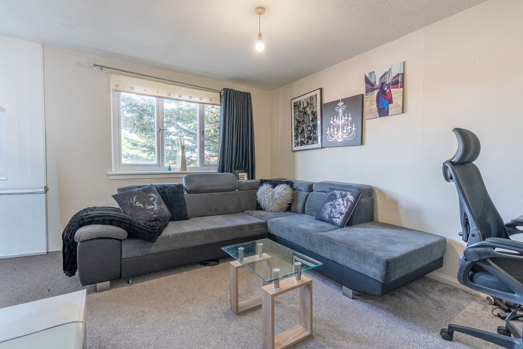 Property photo 2 of 20 Gallery