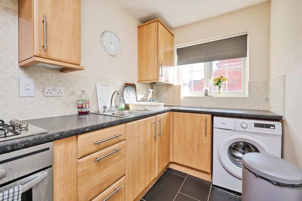 Property photo 3 of 13