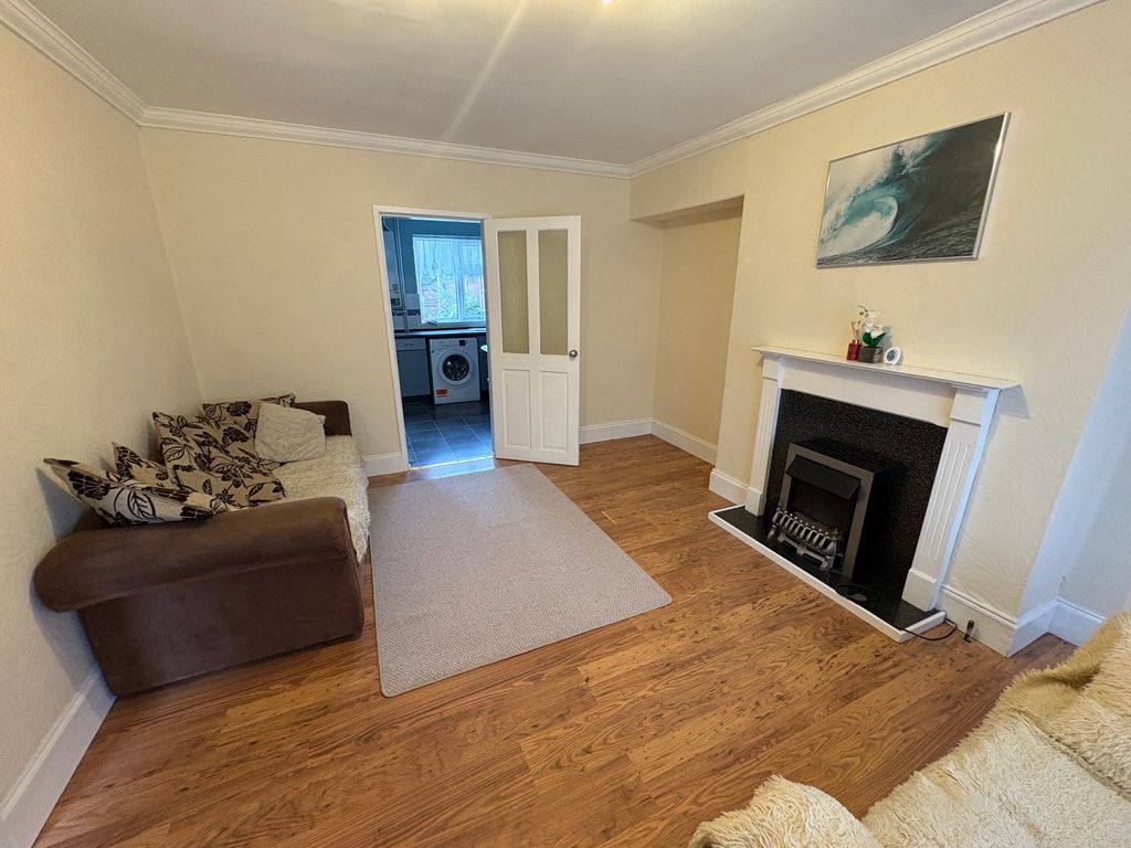 Property photo 3 of 12 Image