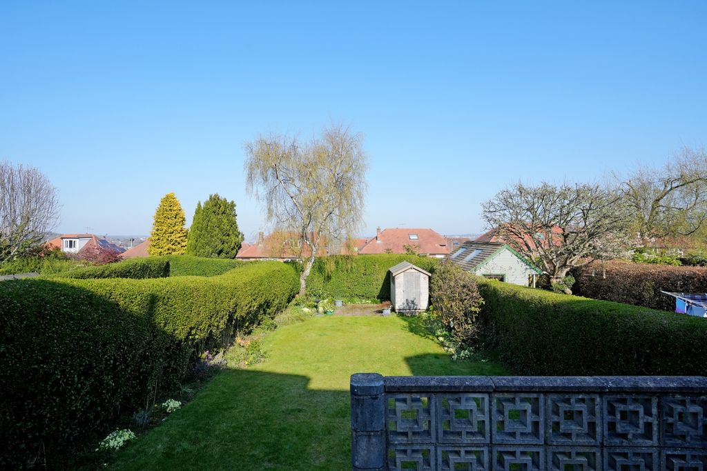 Property photo 2 of 30 Rear Garden