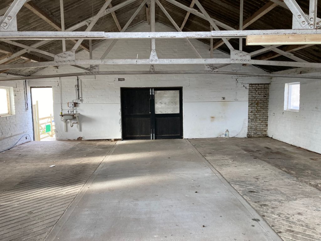 Property photo 2 of 2