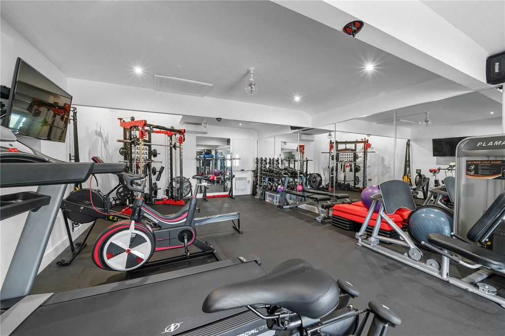 Property photo 3 of 51 Gym