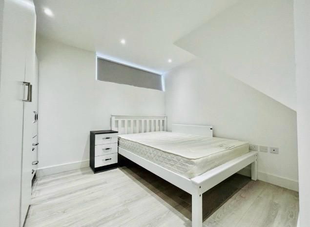 Property photo 2 of 3 Bedroom