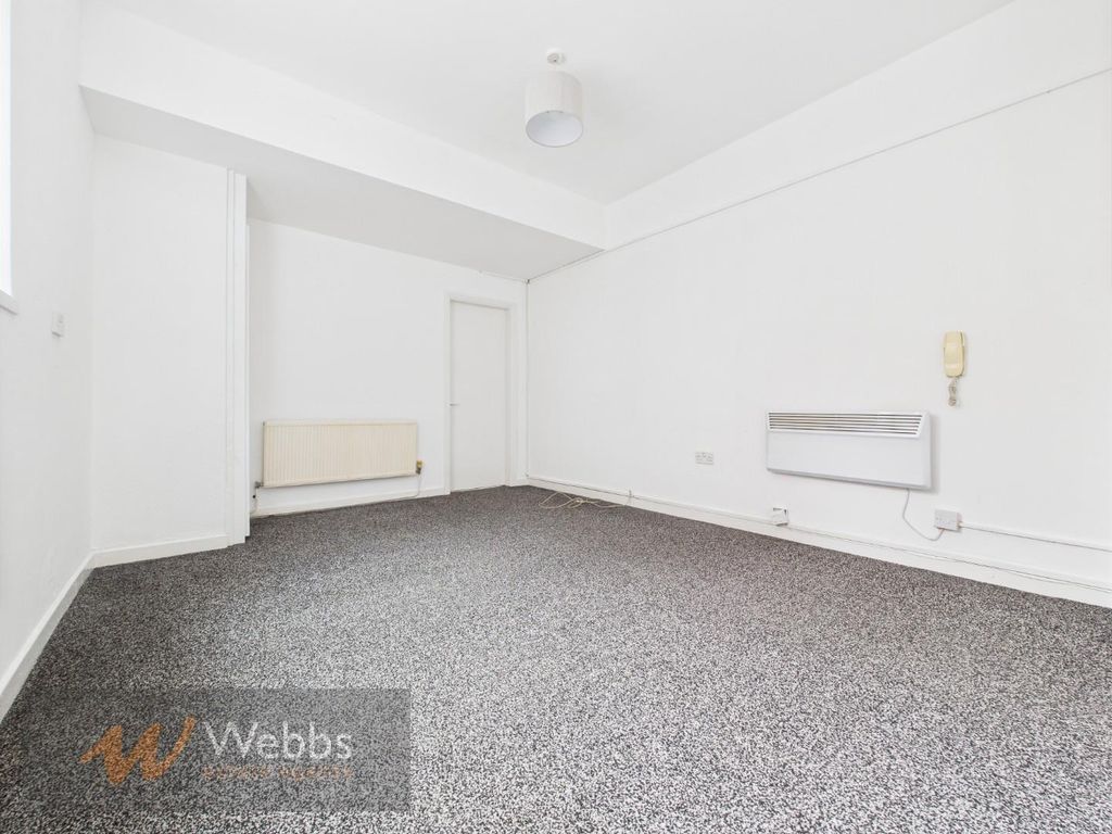 Property photo 3 of 15 Cam05244G0-Pr0104-Still002.Jpg