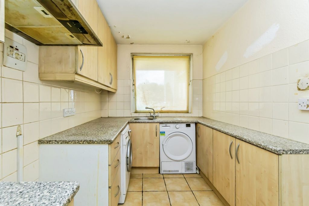 Property photo 2 of 14 Pbox-Img.Jpg