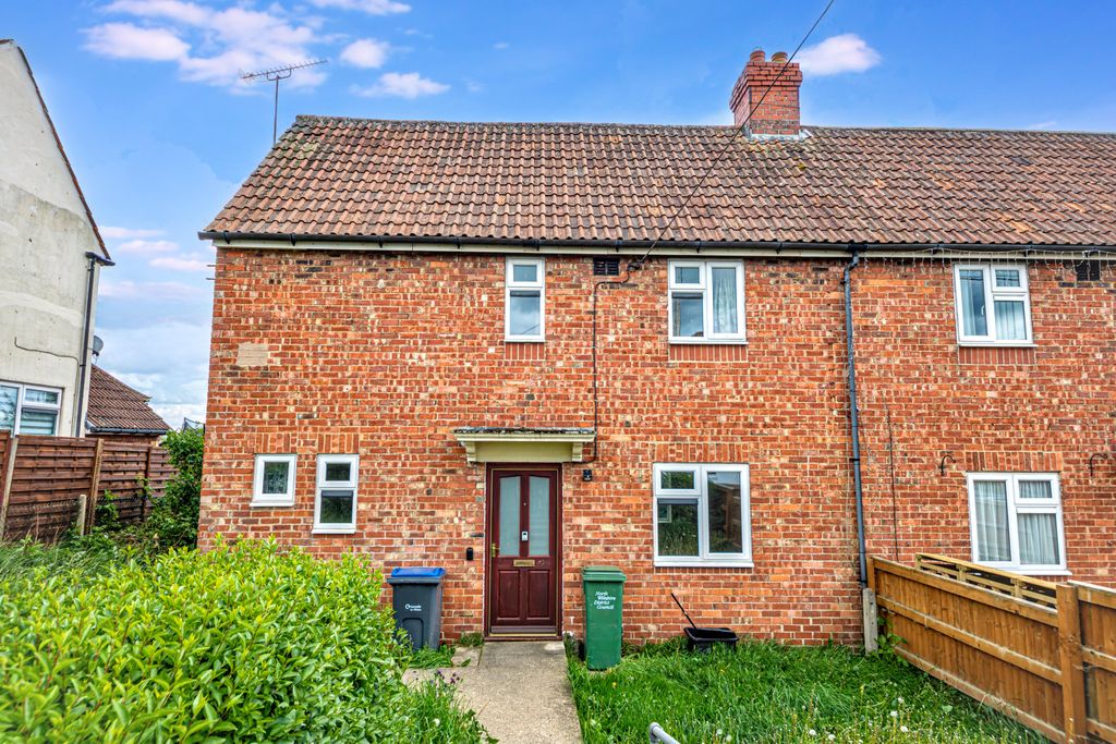 Property photo 1 of 17 9 Vale View, Royal Wootton Bassett, Swindon, Sn4 7By