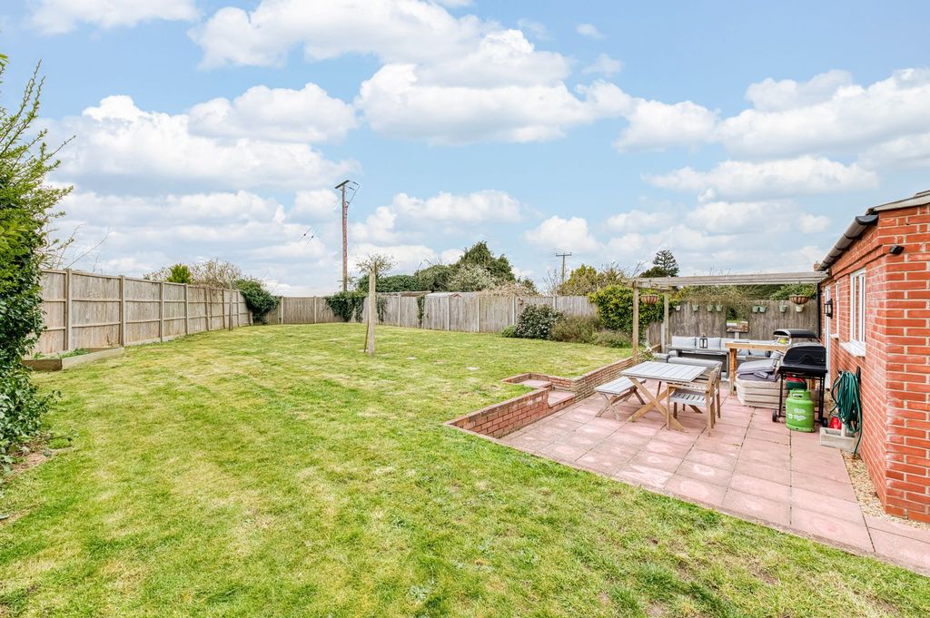 Property photo 2 of 21