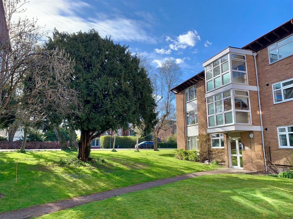 Property photo 1 of 9 Exterior.Jpg