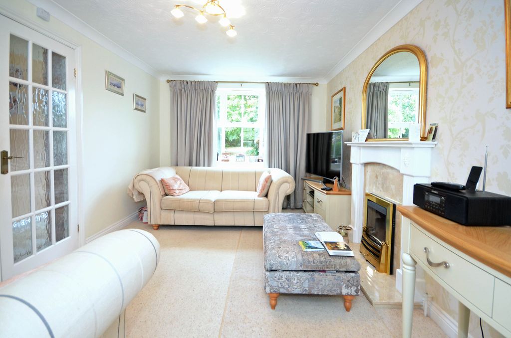 Property photo 3 of 23