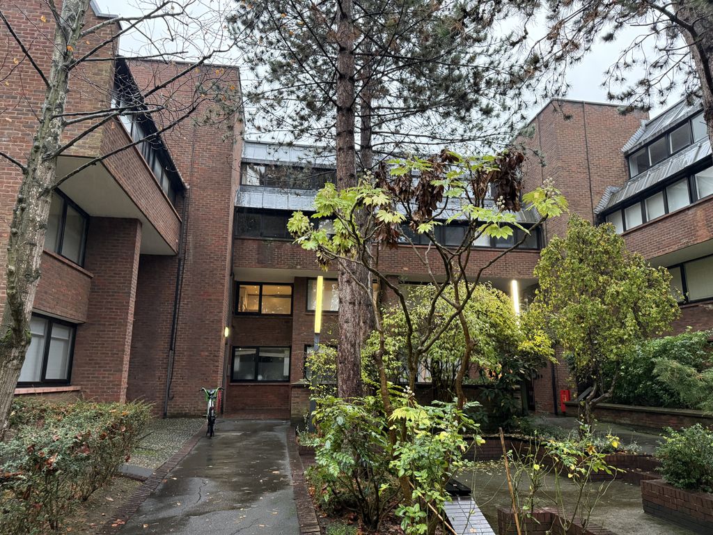 Property photo 1 of 14 3 Bed Flat To Rent Chandos Way, London Nw11