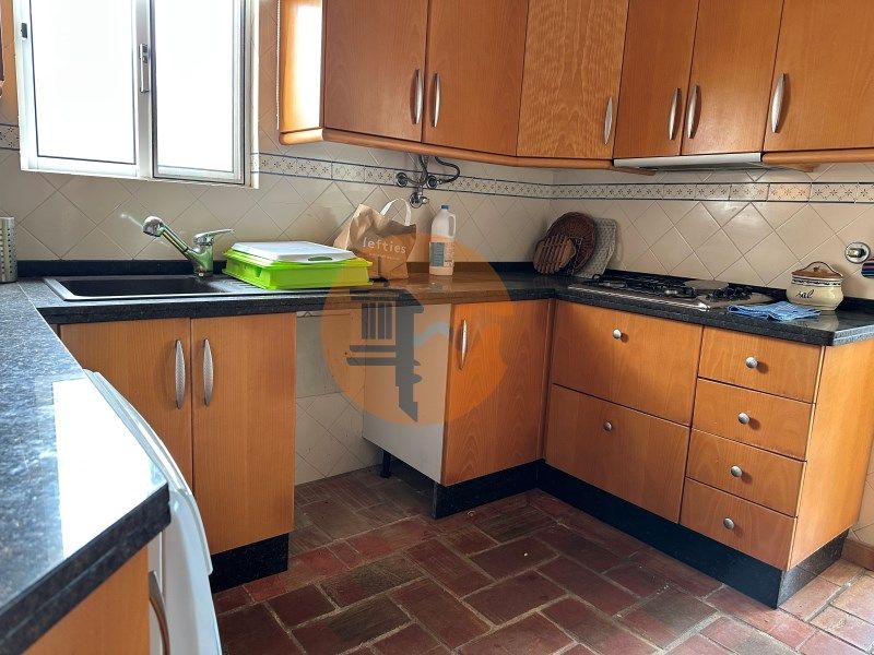 Property photo 3 of 43