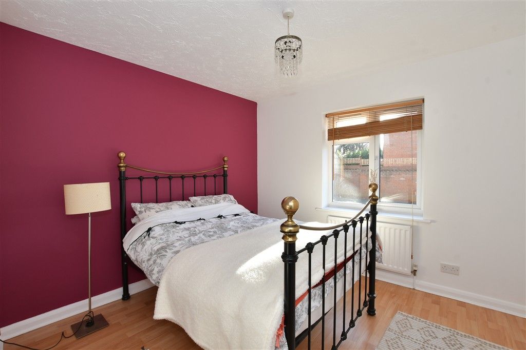 Property photo 3 of 11 Bedroom 1