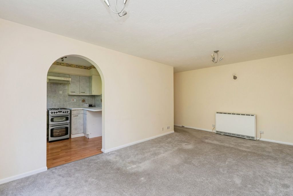Property photo 3 of 13 Photo