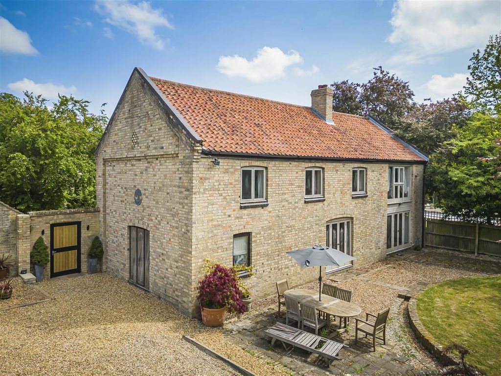 Property photo 1 of 49 25_53546.Jpg