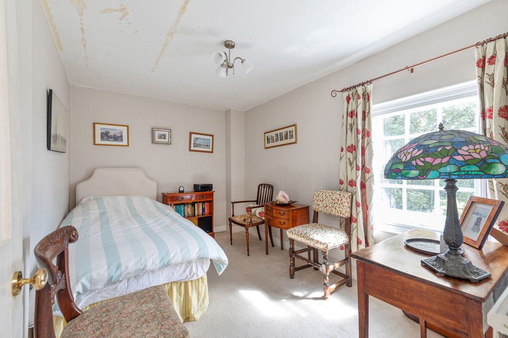 Additional image 15 of 5 bed detached house for saleHigh Street, Hampton TW12
