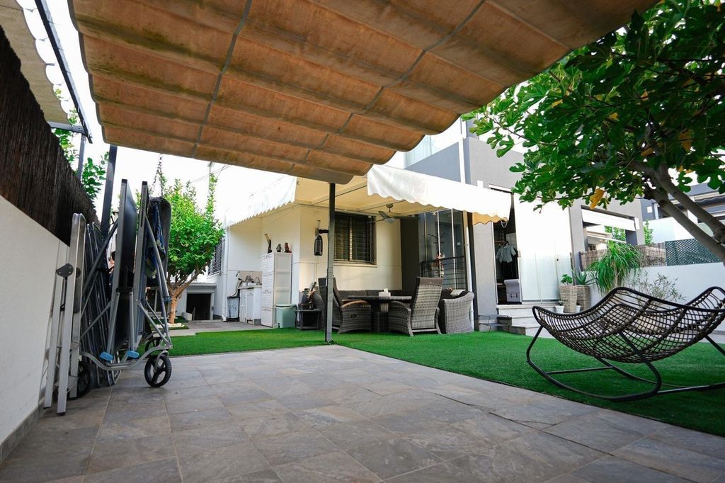 Property photo 3 of 50