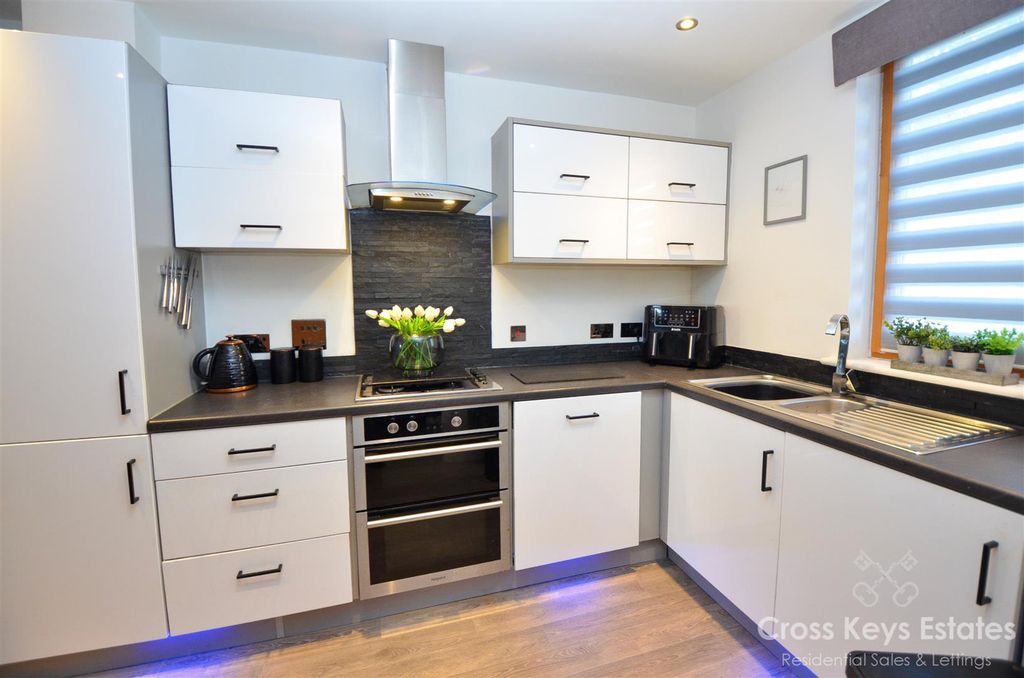 Property photo 3 of 29 13-Dsc_7472.Jpg