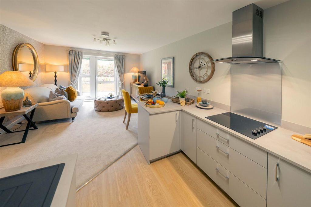 Property photo 2 of 12 2.Jpg