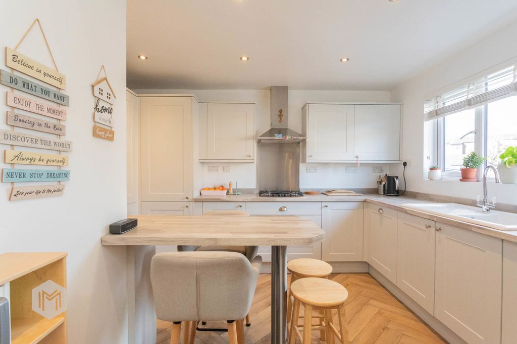 Property photo 3 of 29 Photograph