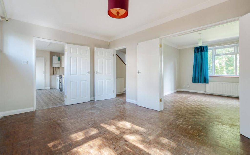 Property photo 2 of 9 Image