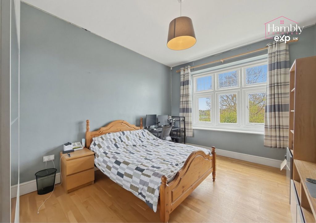 Additional image 18 of 6 bed semi-detached house for salePenrhiw Avenue, Oakdale, Blackwood NP12