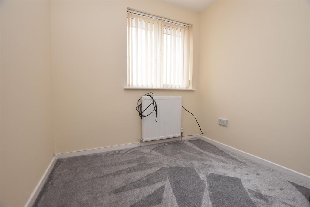 Property photo 3 of 7 3968613