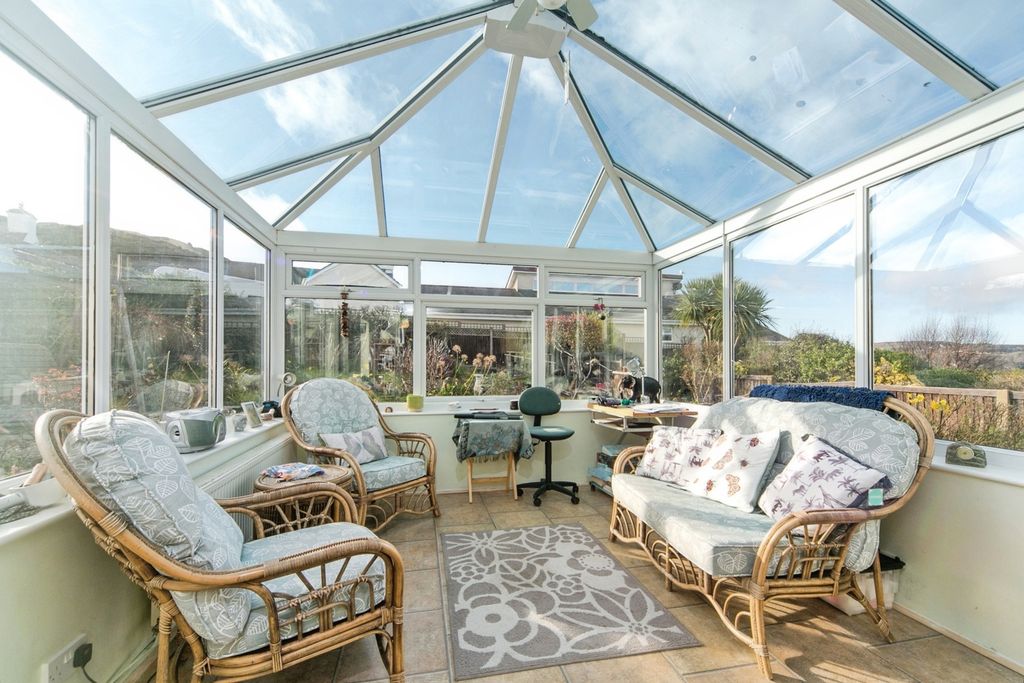 Property photo 3 of 15 Conservatory