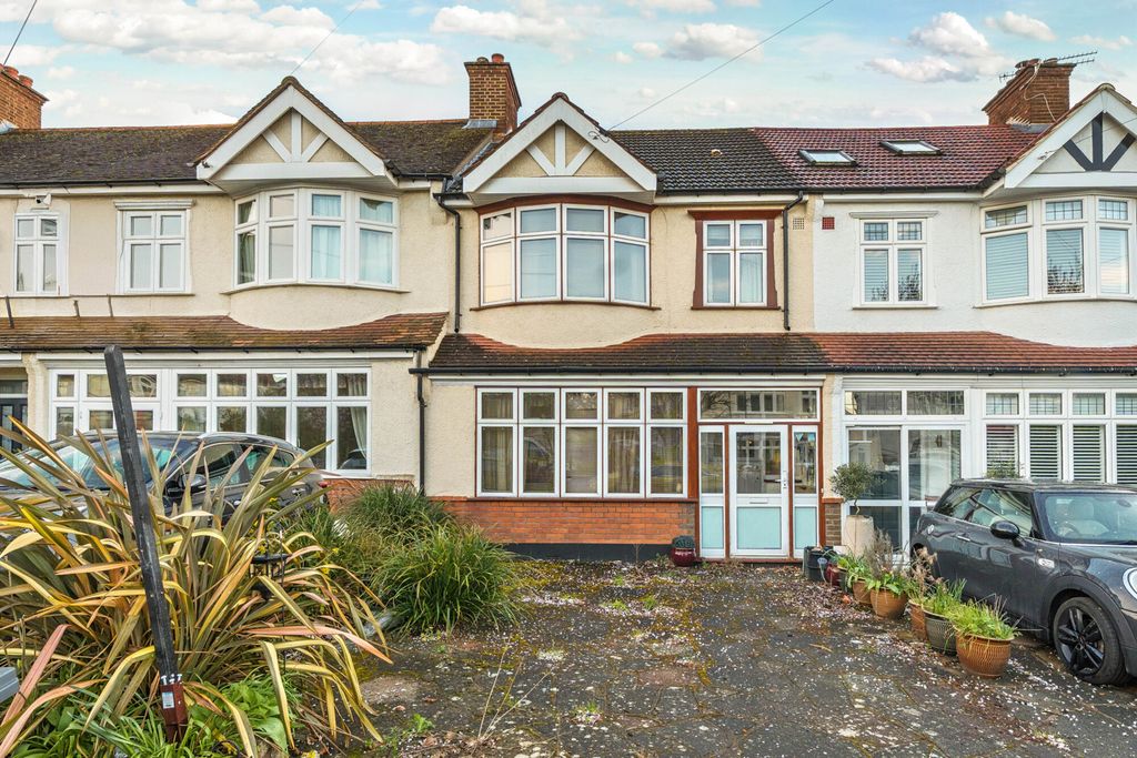 Property photo 1 of 12 1435441-11-69c424...