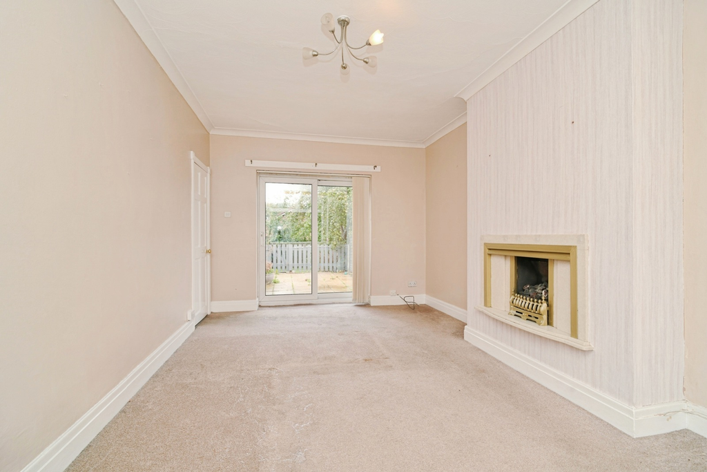 Property photo 2 of 5 Lounge