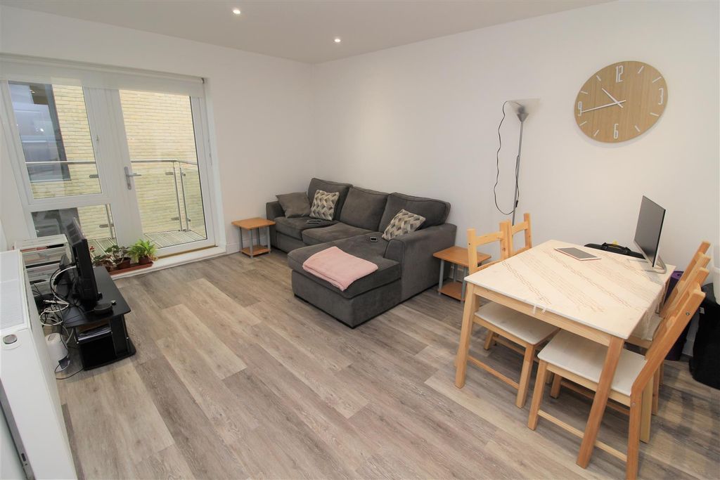 Property photo 3 of 10 Img_2316.Jpg