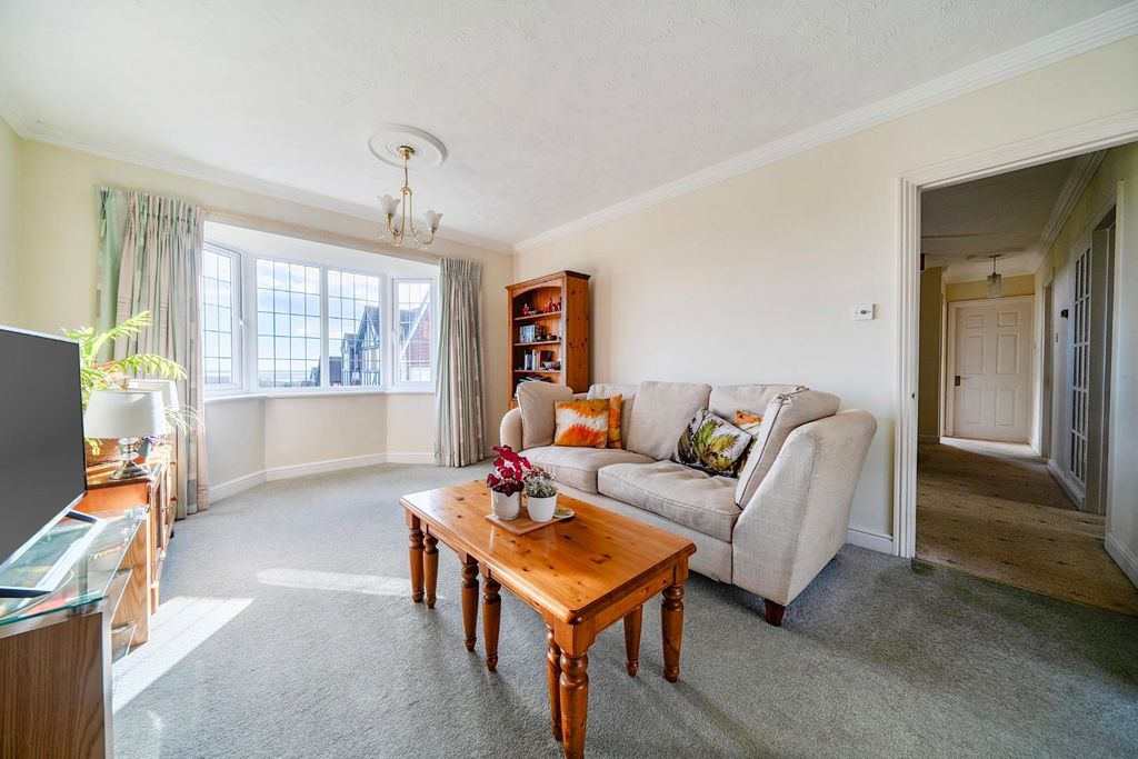 Property photo 2 of 18 1-697Cb3Caec915-1401284-17-697A322959986-1.Jpg