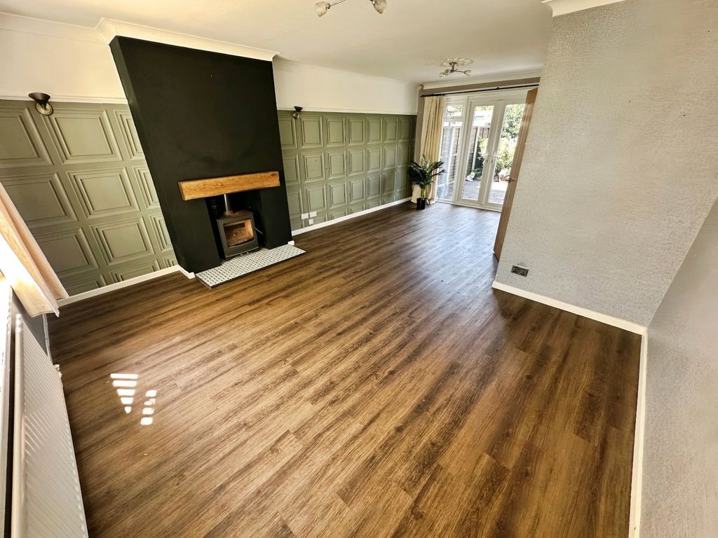 Property photo 2 of 16 Lounge Diner