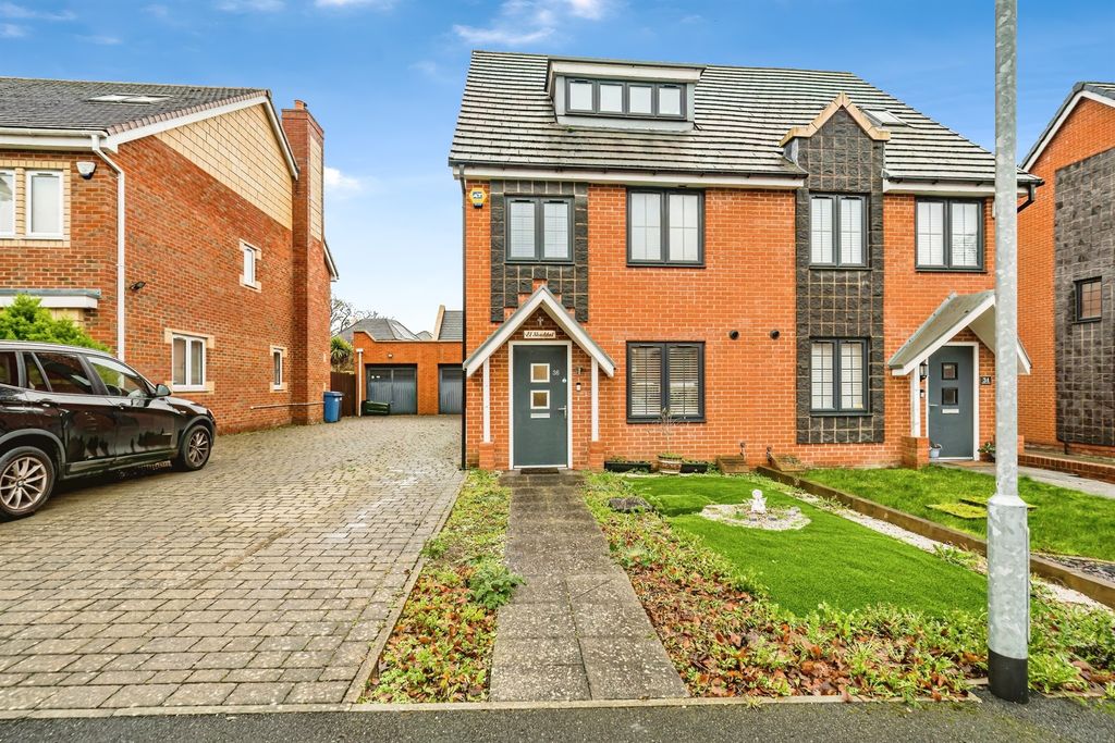 Property photo 1 of 15