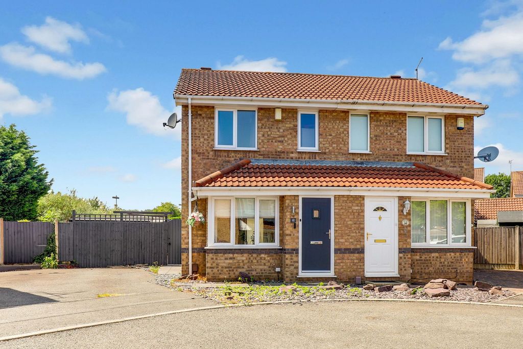 Property photo 1 of 17