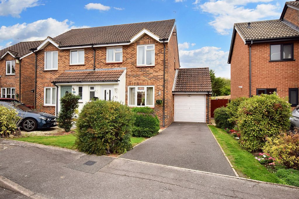 Property photo 1 of 11