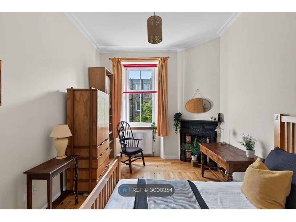 Property photo 2 of 27