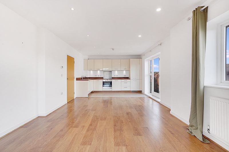 Property photo 2 of 12 Photo 11