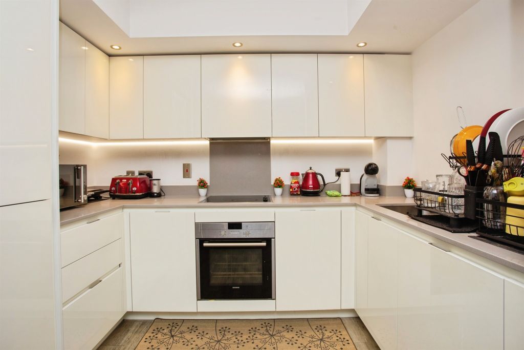 Property photo 3 of 15