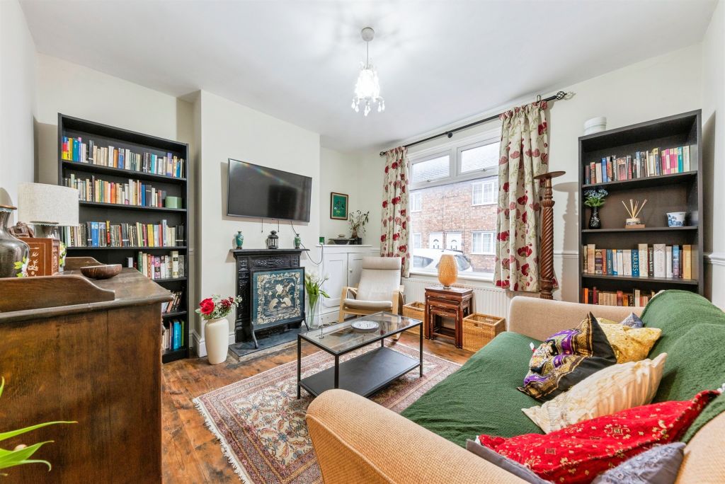 Property photo 2 of 20