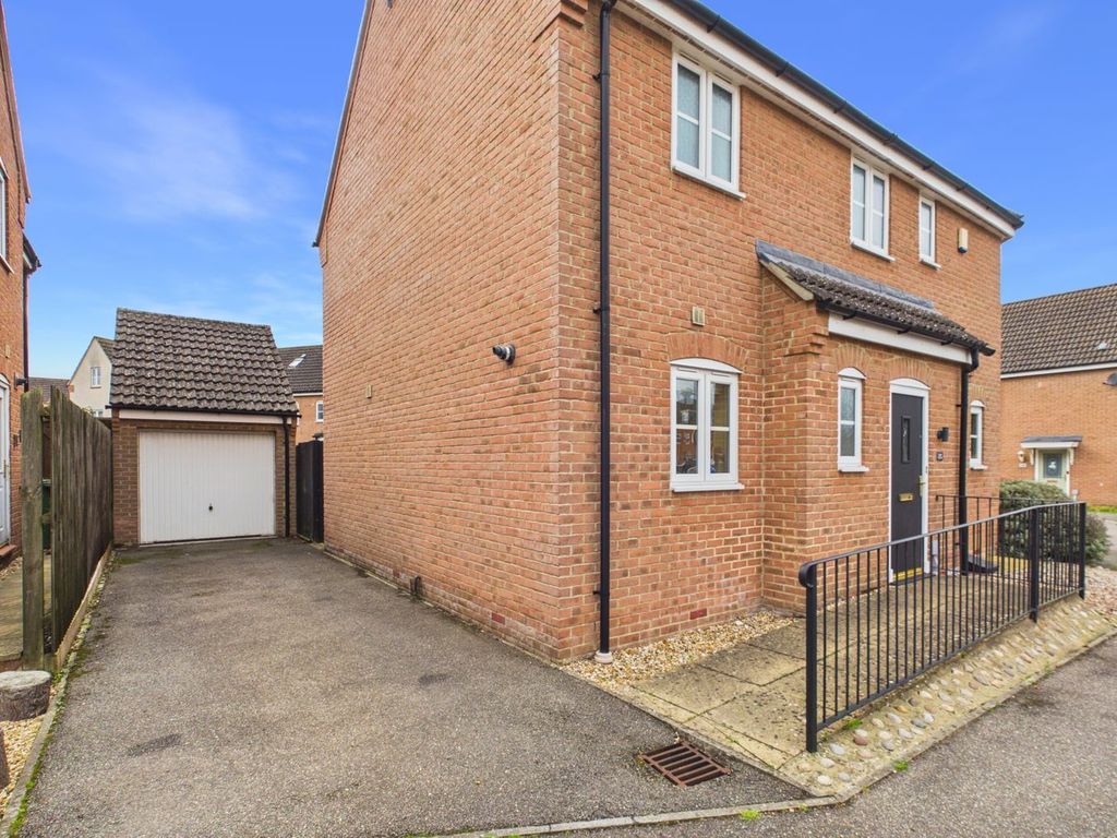 Property photo 2 of 22