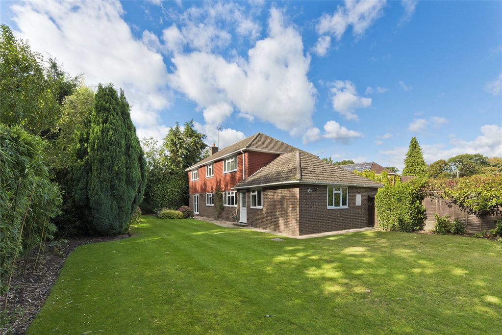 Property photo 2 of 10 8