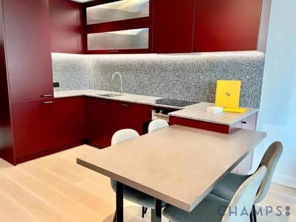 Property photo 2 of 7 Gallery