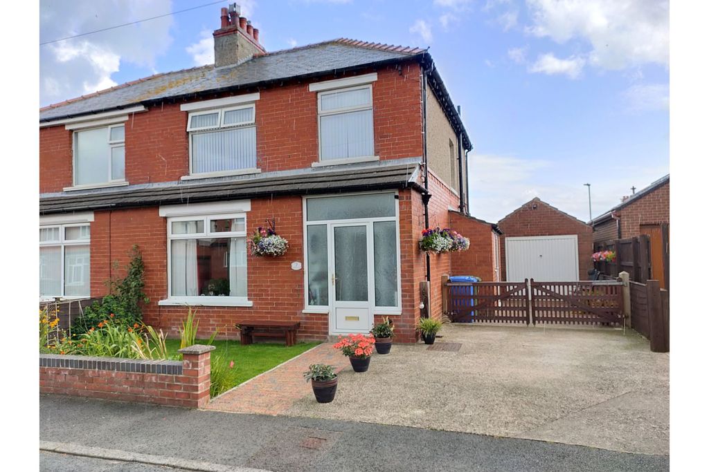 Property photo 1 of 19 Front