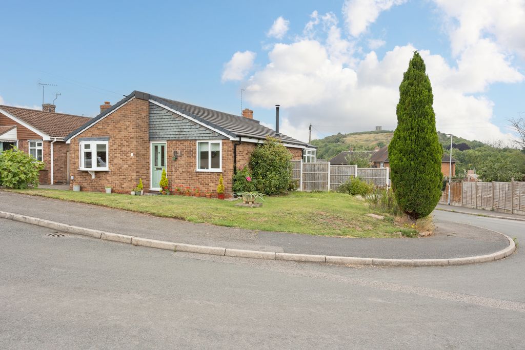 Property photo 1 of 18