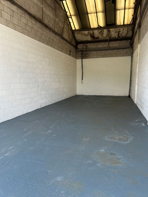 Property photo 2 of 3